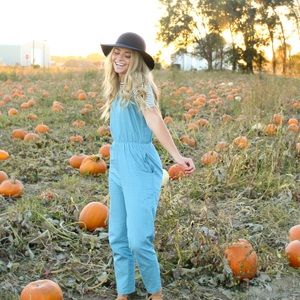 Meet your Posher, Shaya